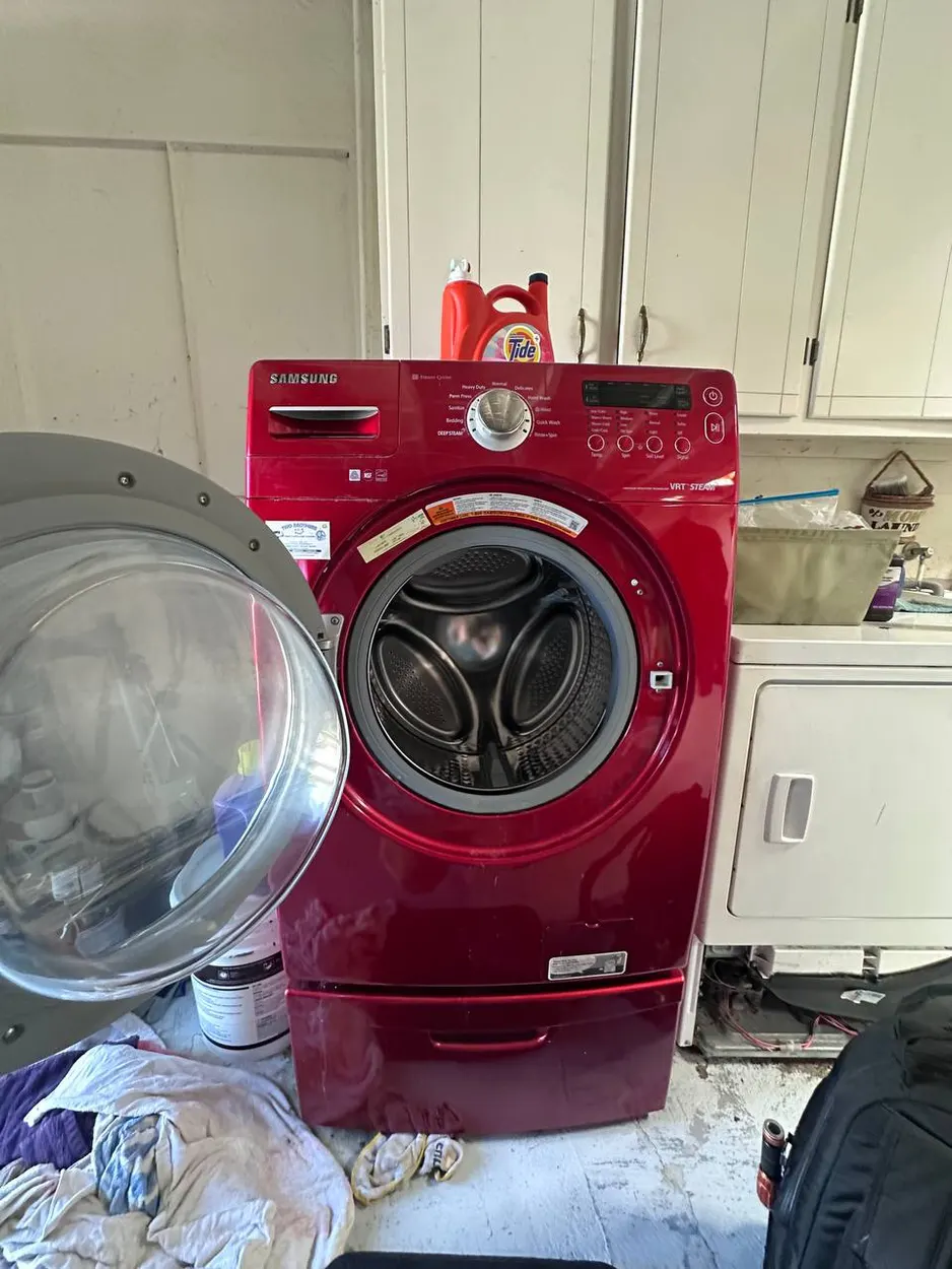Samsung front-load washer kept in good shape in an Escondido home